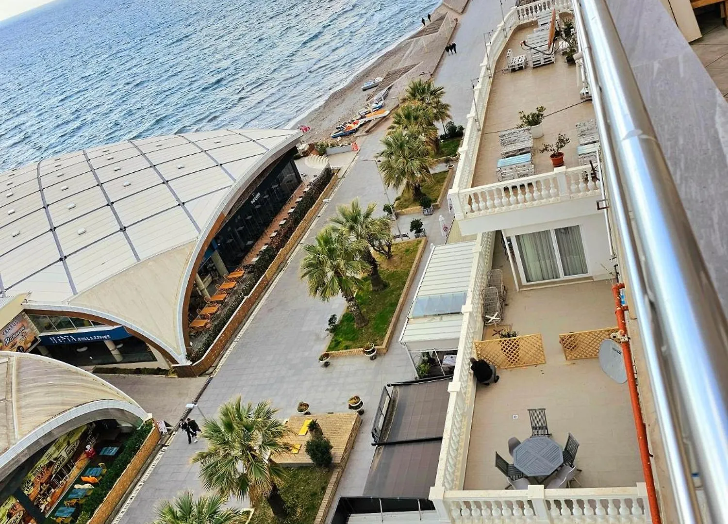 City Center Beachfront Apartments Δυρράχιο 0*,