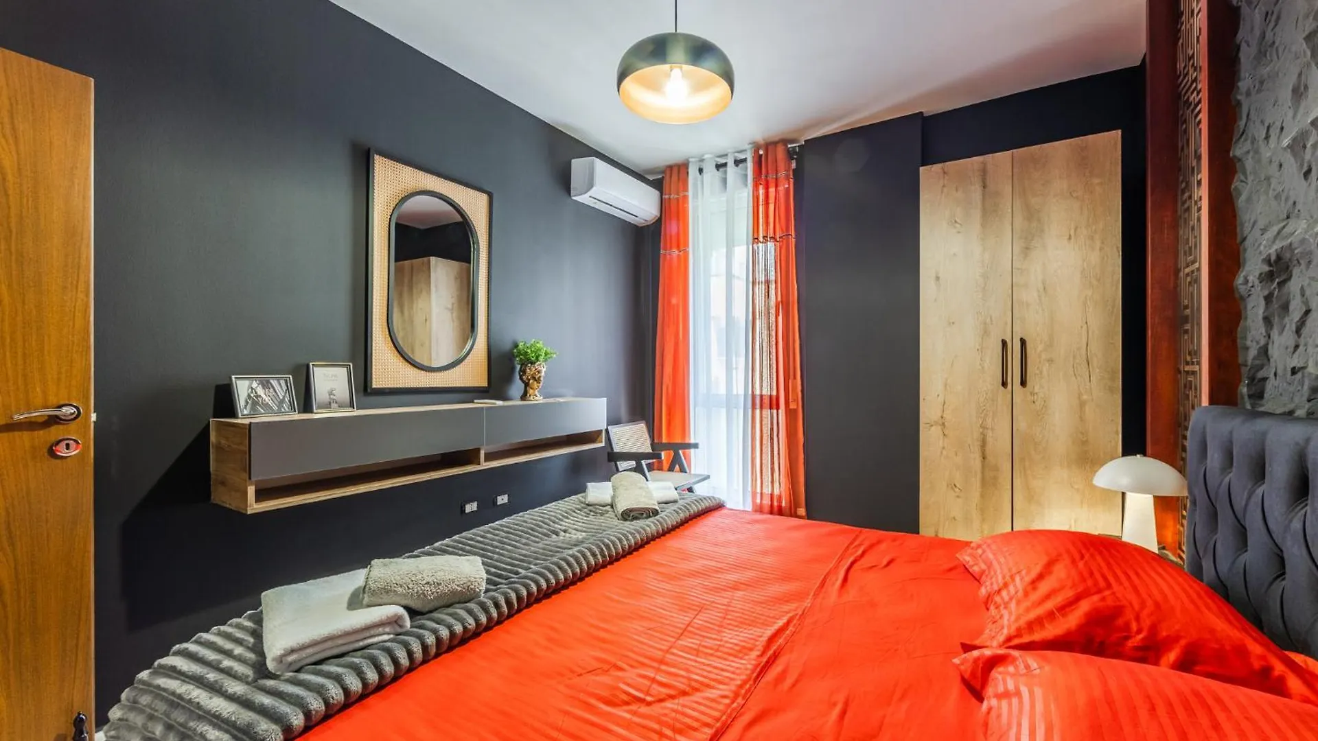 City Center Beachfront Apartments Δυρράχιο